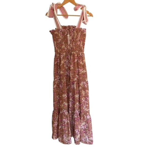 Davi & Dani The Gardenia Maxi Dress in Latte Pink Small - Picture 2 of 5